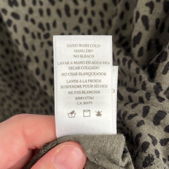 Rails Colby Linen-Blend Scoop Neck Long Sleeve Tee Olive Mini Spotted - Small - Picture 9 of 10